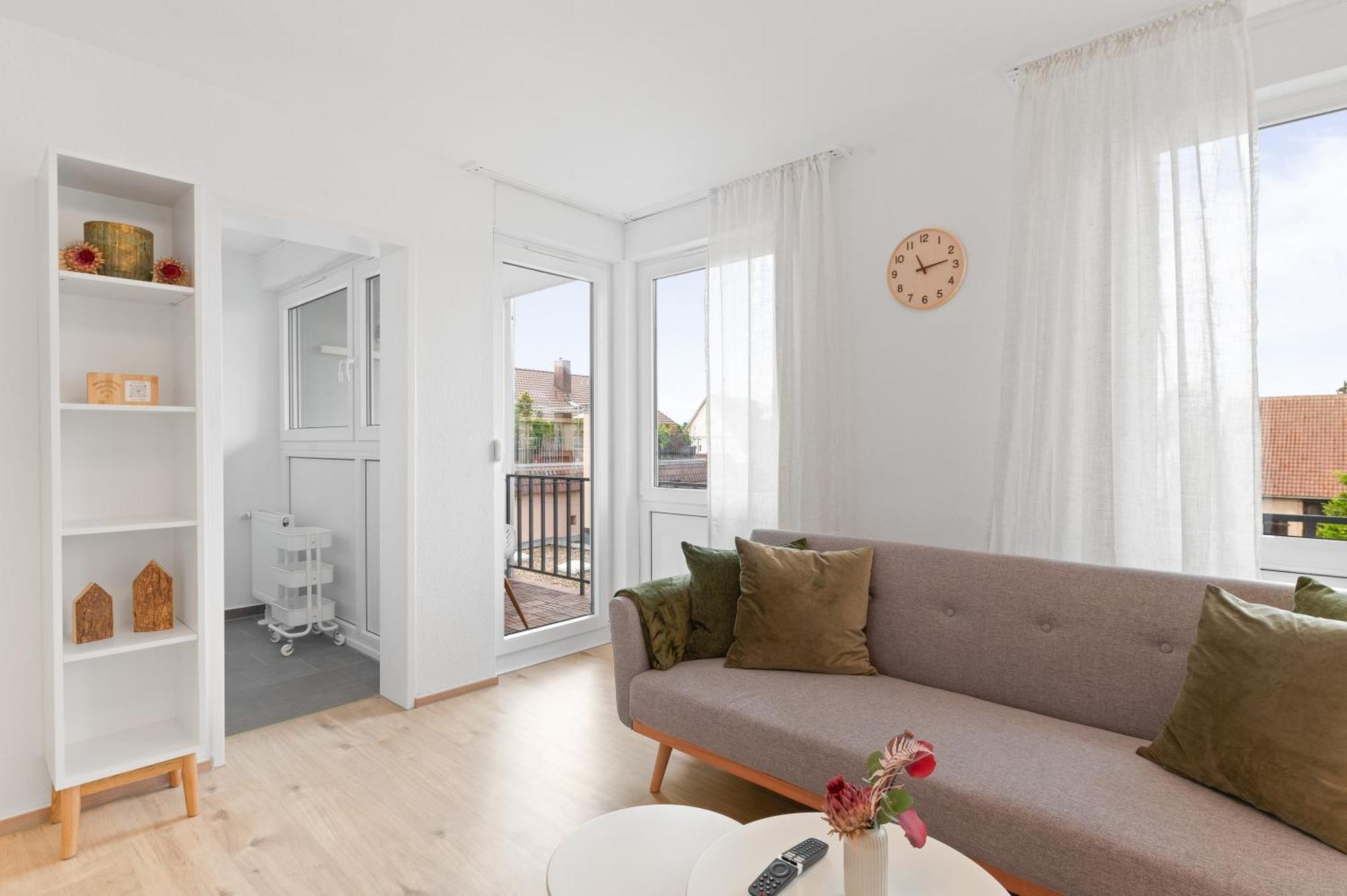 Wohlfuehl-Apartment I Zentral I Balkon I Kueche Fellbach Exterior photo